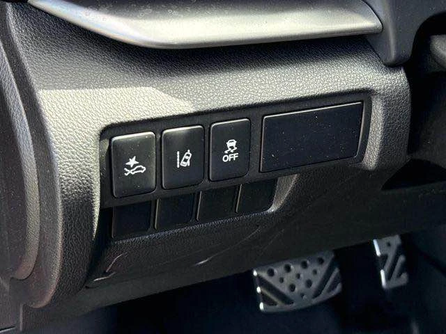 2022 Mitsubishi Eclipse Cross - Image 16 of 18