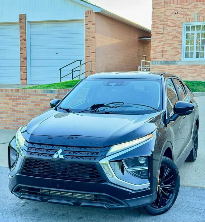 2022 Mitsubishi Eclipse Cross - Image 16 of 20