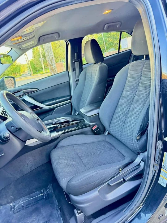 2022 Mitsubishi Eclipse Cross - Image 4 of 20