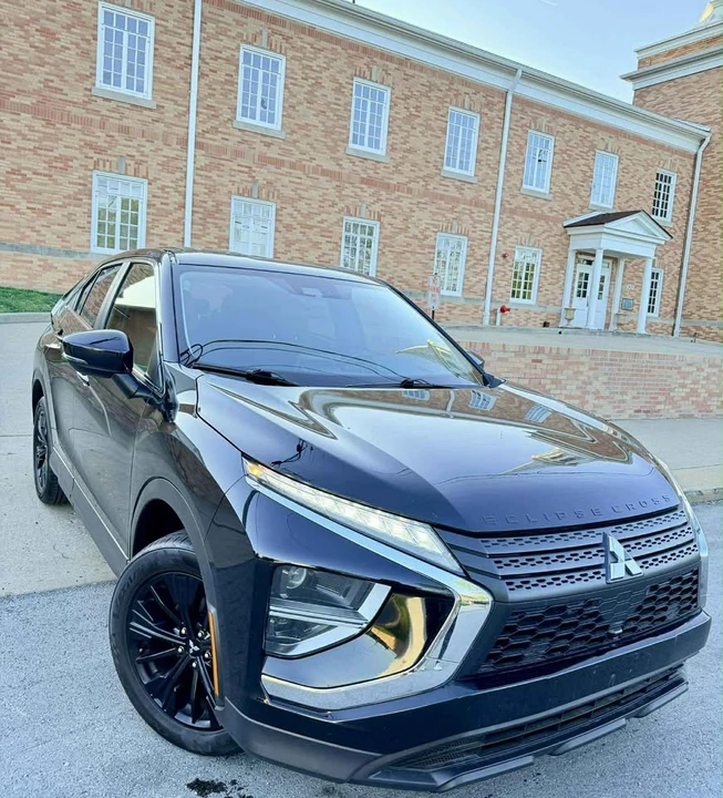 2022 Mitsubishi Eclipse Cross - Image 11 of 20