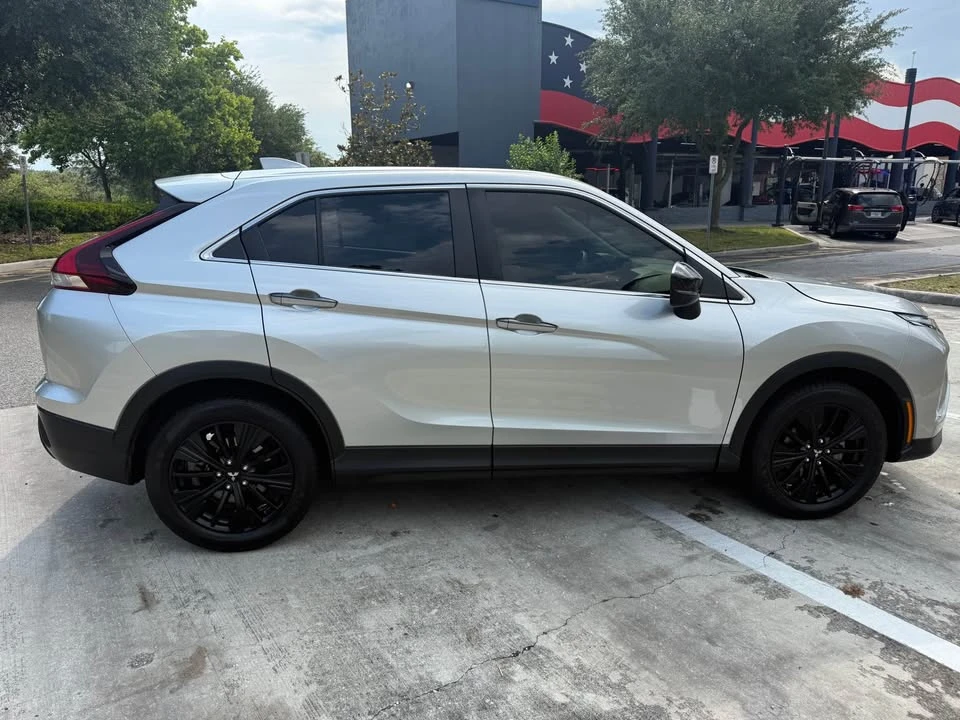 2022 Mitsubishi Eclipse Cross - Image 7 of 12