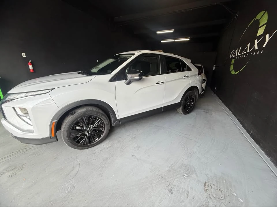 2022 Mitsubishi Eclipse Cross - Image 3 of 12