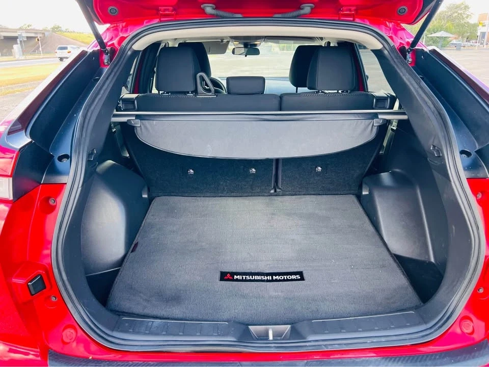 2022 Mitsubishi Eclipse Cross - Image 10 of 10