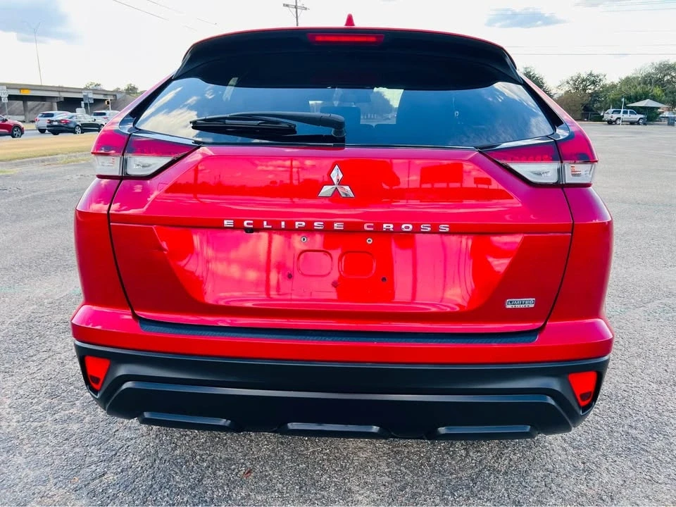 2022 Mitsubishi Eclipse Cross - Image 4 of 10