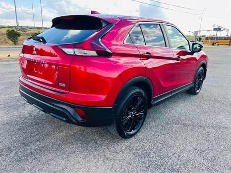 2022 Mitsubishi Eclipse Cross - Image 4 of 11