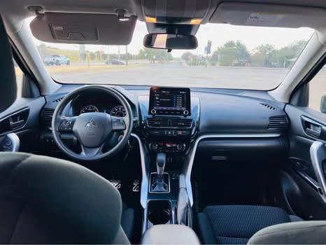 2022 Mitsubishi Eclipse Cross - Image 8 of 11
