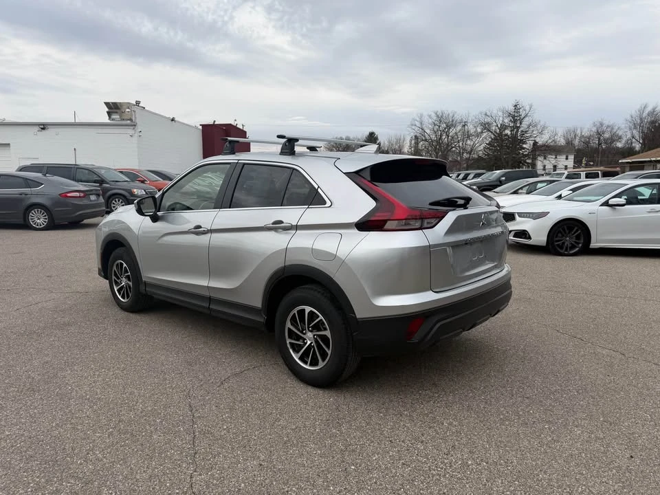 2022 Mitsubishi Eclipse Cross - Image 5 of 20