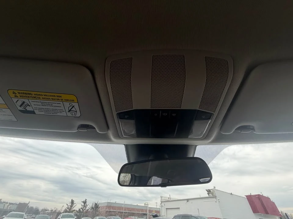 2022 Mitsubishi Eclipse Cross - Image 18 of 20