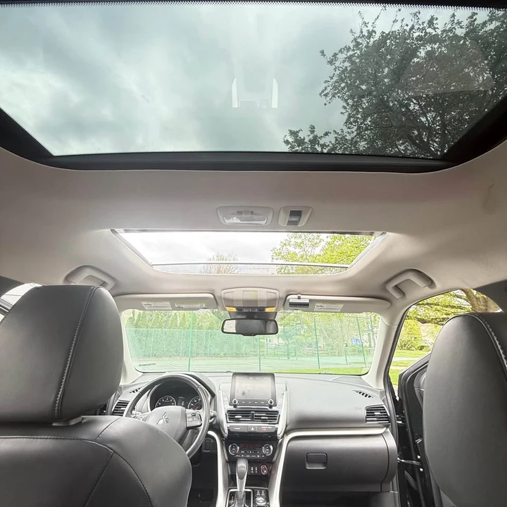 2022 Mitsubishi Eclipse Cross - Image 14 of 20