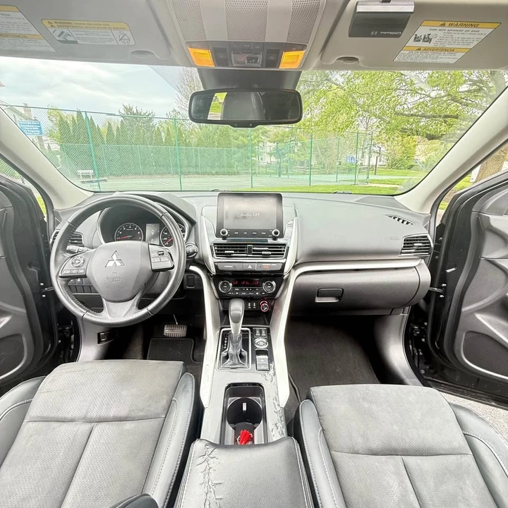 2022 Mitsubishi Eclipse Cross - Image 13 of 20