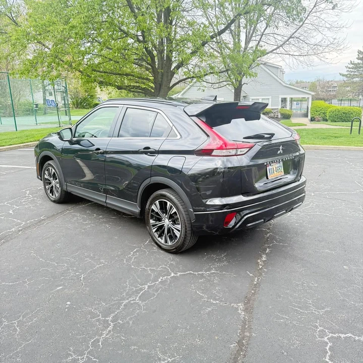2022 Mitsubishi Eclipse Cross - Image 6 of 20