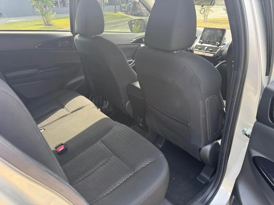 2022 Mitsubishi Eclipse Cross - Image 11 of 13