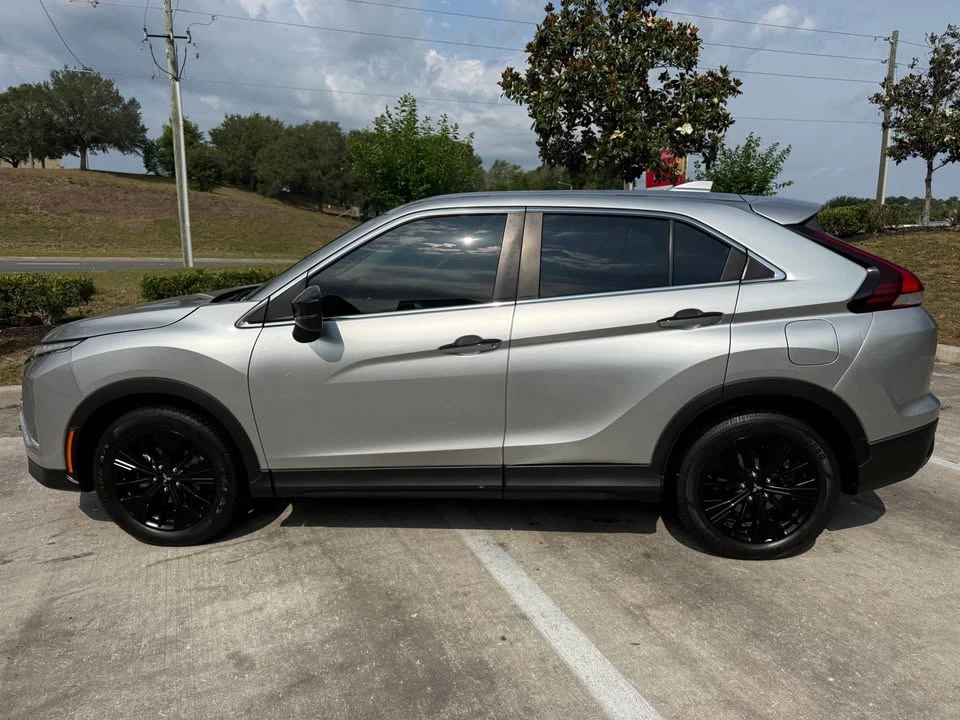 2022 Mitsubishi Eclipse Cross - Image 7 of 13