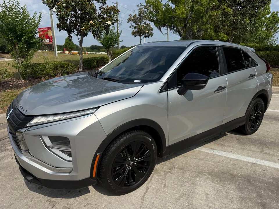 2022 Mitsubishi Eclipse Cross - Image 3 of 13