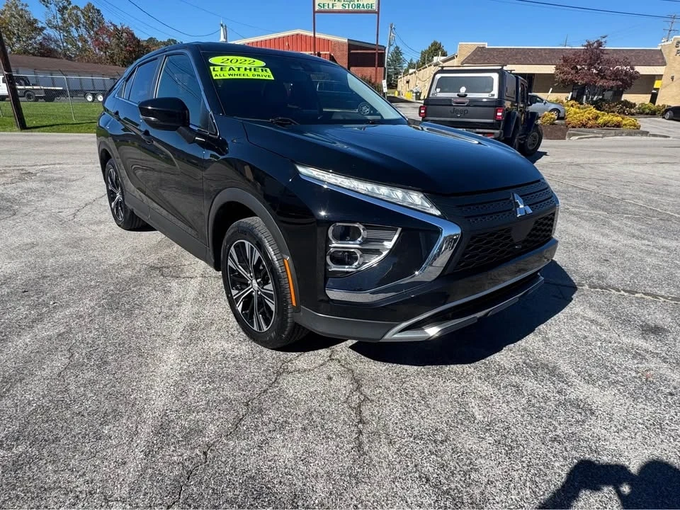 2022 Mitsubishi Eclipse Cross - Image 4 of 18
