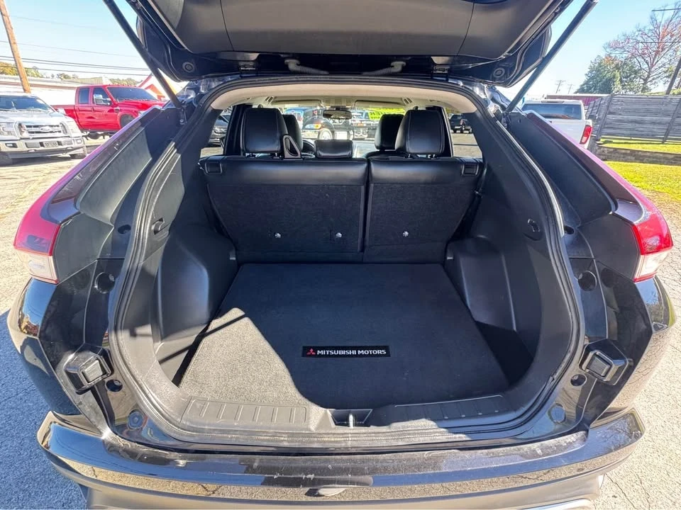 2022 Mitsubishi Eclipse Cross - Image 10 of 18