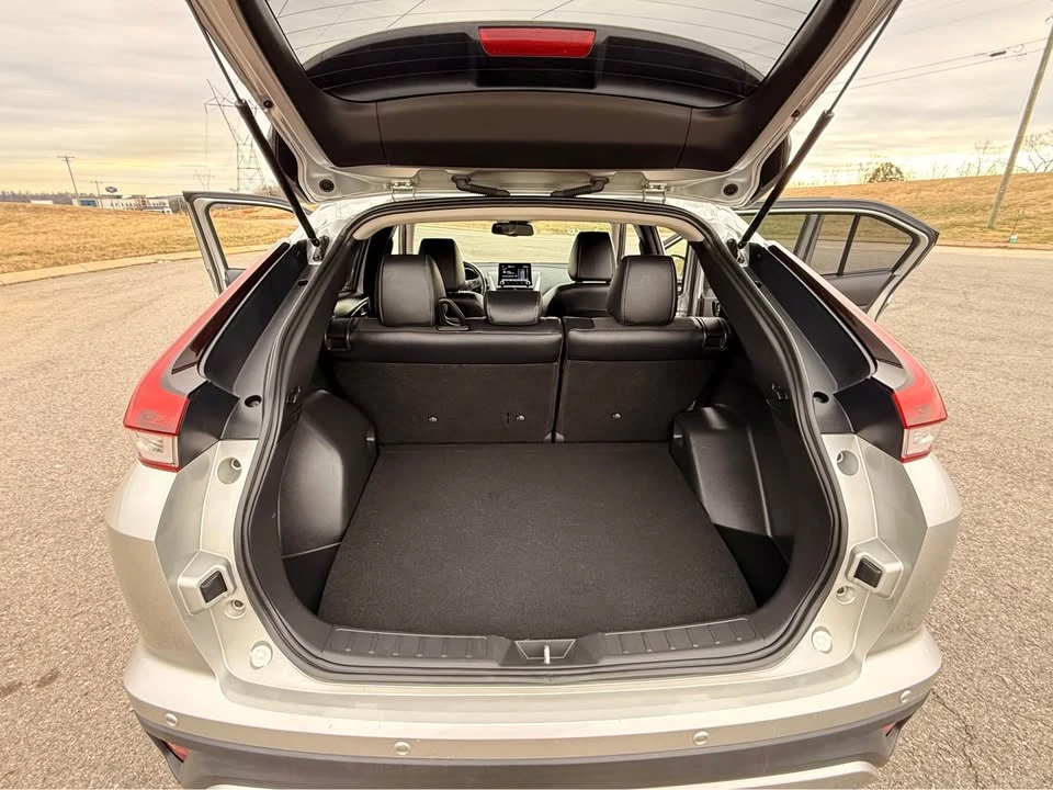 2022 Mitsubishi Eclipse Cross - Image 5 of 15