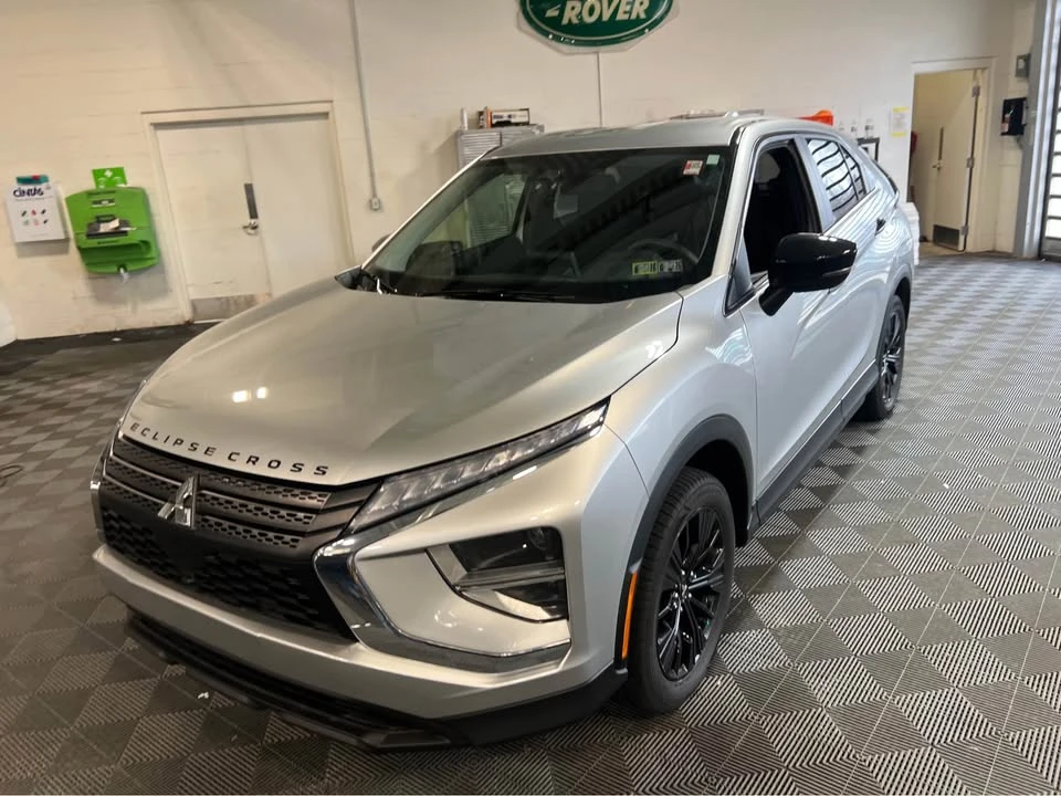 2022 Mitsubishi Eclipse Cross - Image 6 of 9