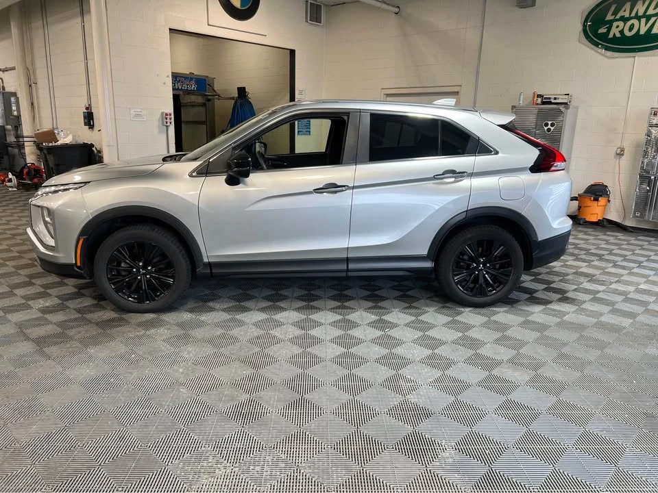 2022 Mitsubishi Eclipse Cross - Image 7 of 9