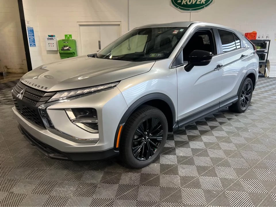 2022 Mitsubishi Eclipse Cross - Image 8 of 9