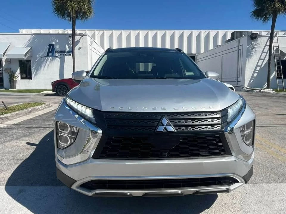 2022 Mitsubishi Eclipse Cross - Image 2 of 11