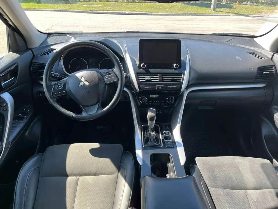 2022 Mitsubishi Eclipse Cross - Image 9 of 11