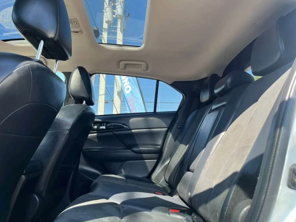 2022 Mitsubishi Eclipse Cross - Image 8 of 11
