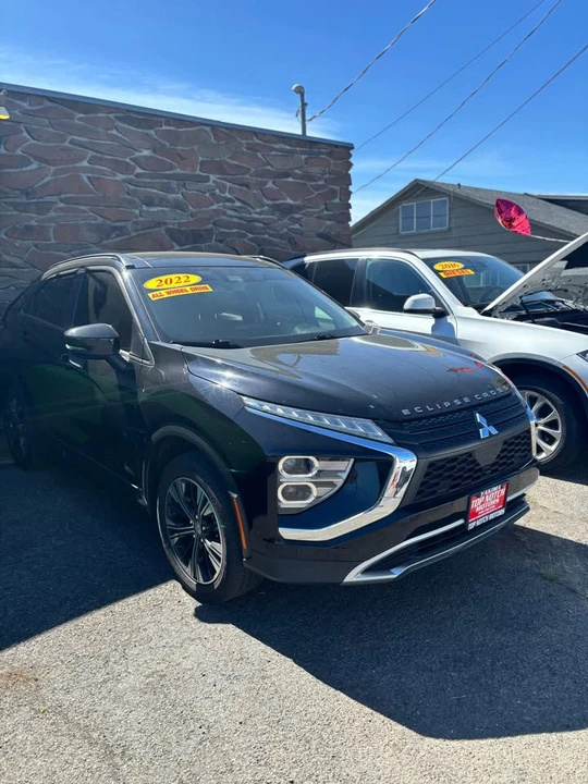 2022 Mitsubishi Eclipse Cross - Image 8 of 11