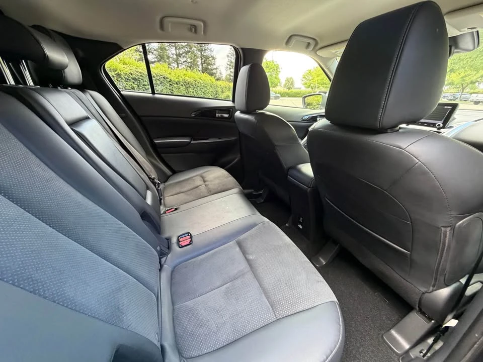 2022 Mitsubishi Eclipse Cross - Image 8 of 13