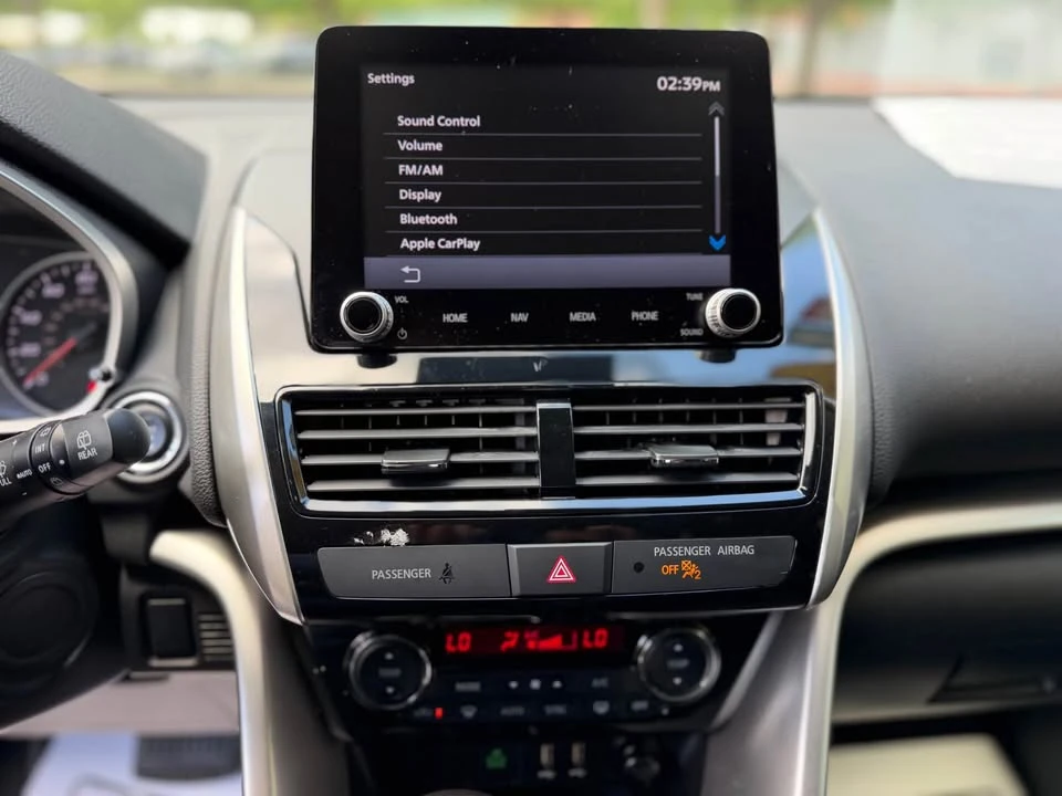 2022 Mitsubishi Eclipse Cross - Image 12 of 13