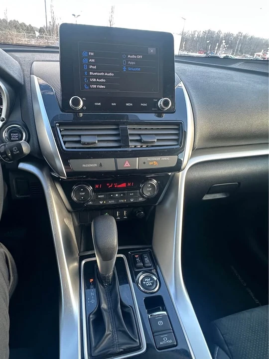 2022 Mitsubishi Eclipse Cross - Image 11 of 12
