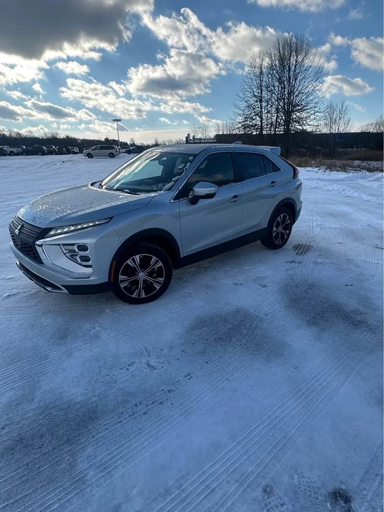 2022 Mitsubishi Eclipse Cross - Image 4 of 12