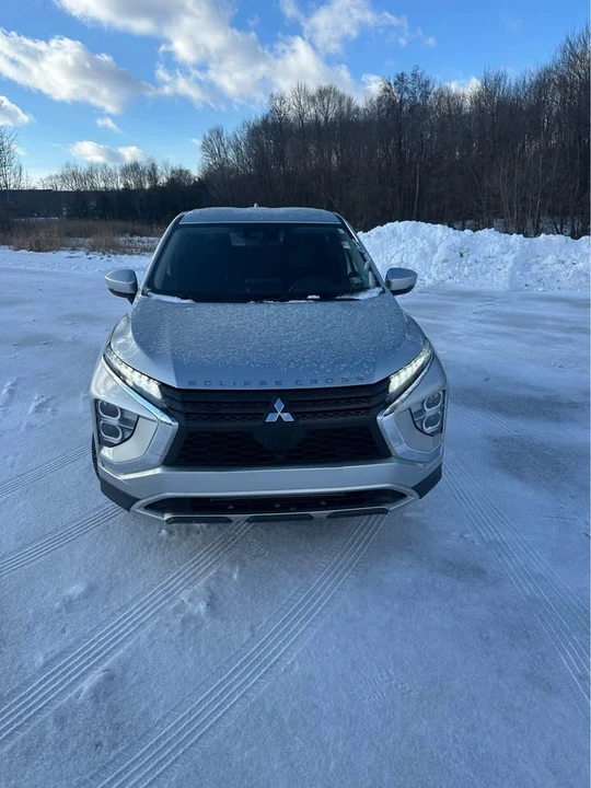 2022 Mitsubishi Eclipse Cross - Image 3 of 12
