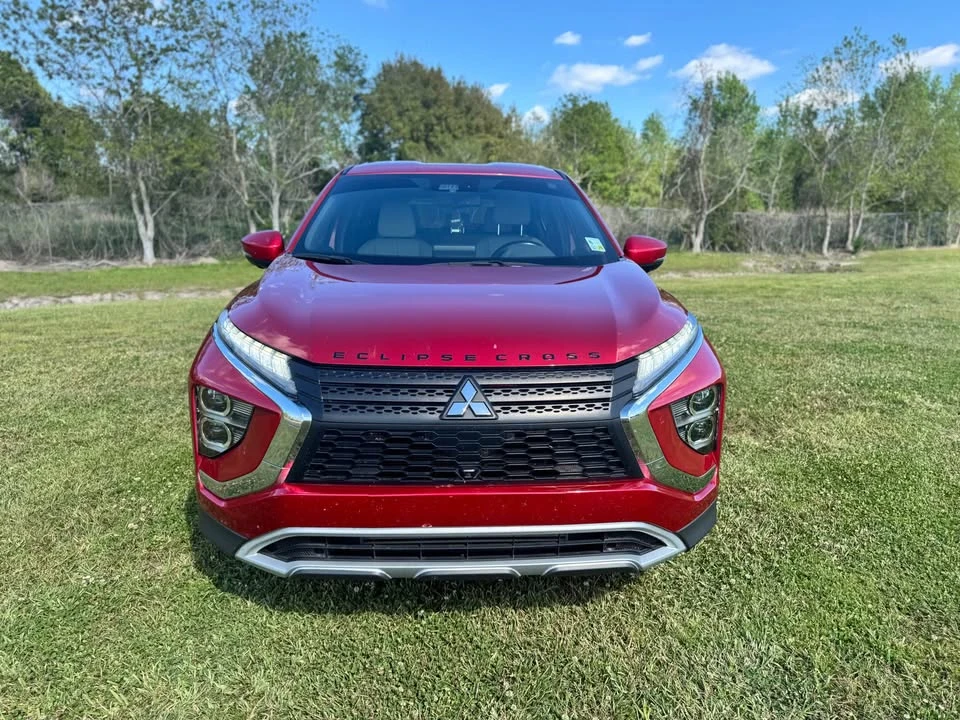 2022 Mitsubishi Eclipse Cross - Image 2 of 12