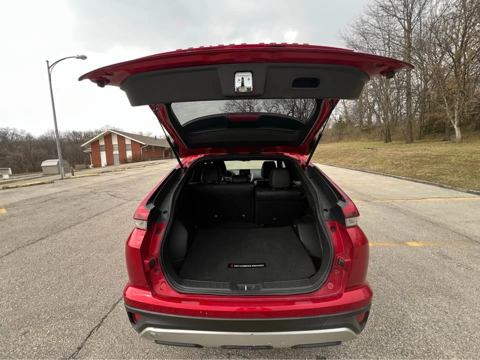 2022 Mitsubishi Eclipse Cross - Image 7 of 14