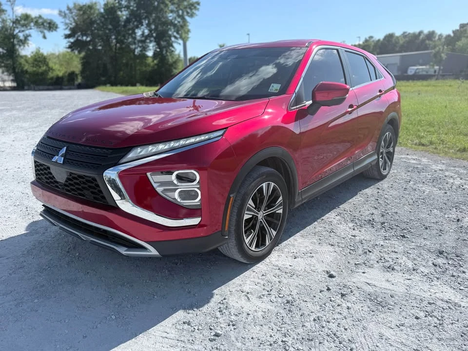 2022 Mitsubishi Eclipse Cross - Image 2 of 9