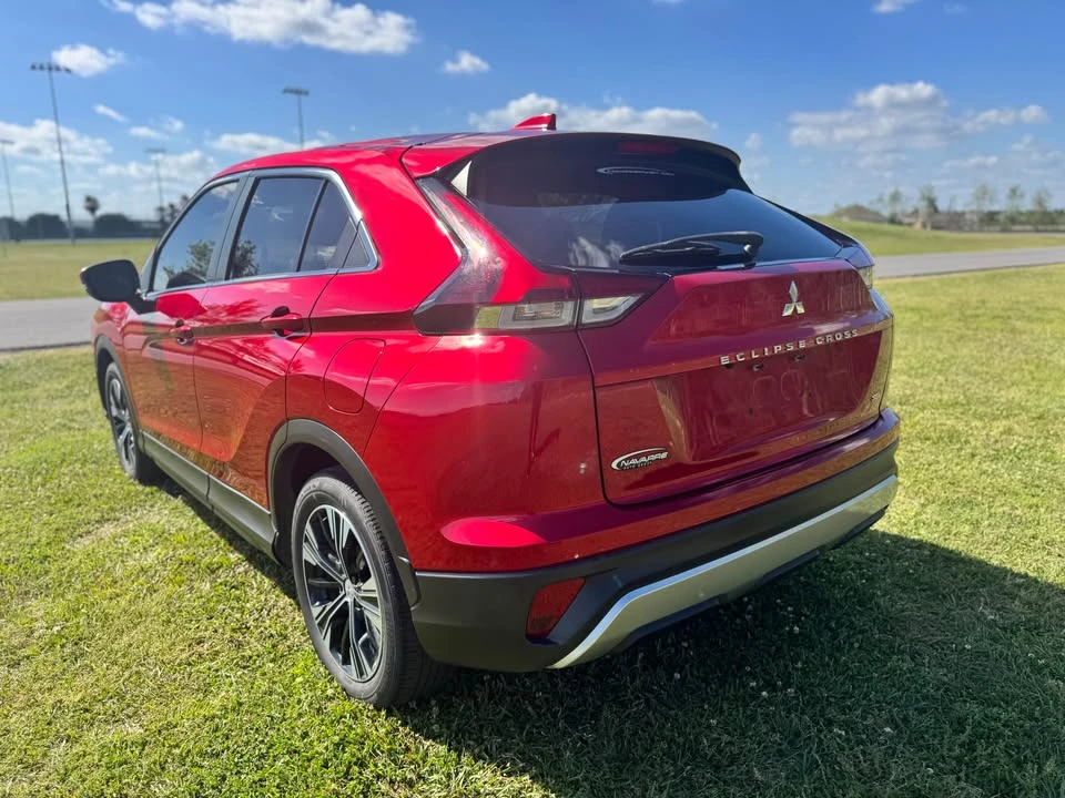 2022 Mitsubishi Eclipse Cross - Image 9 of 12