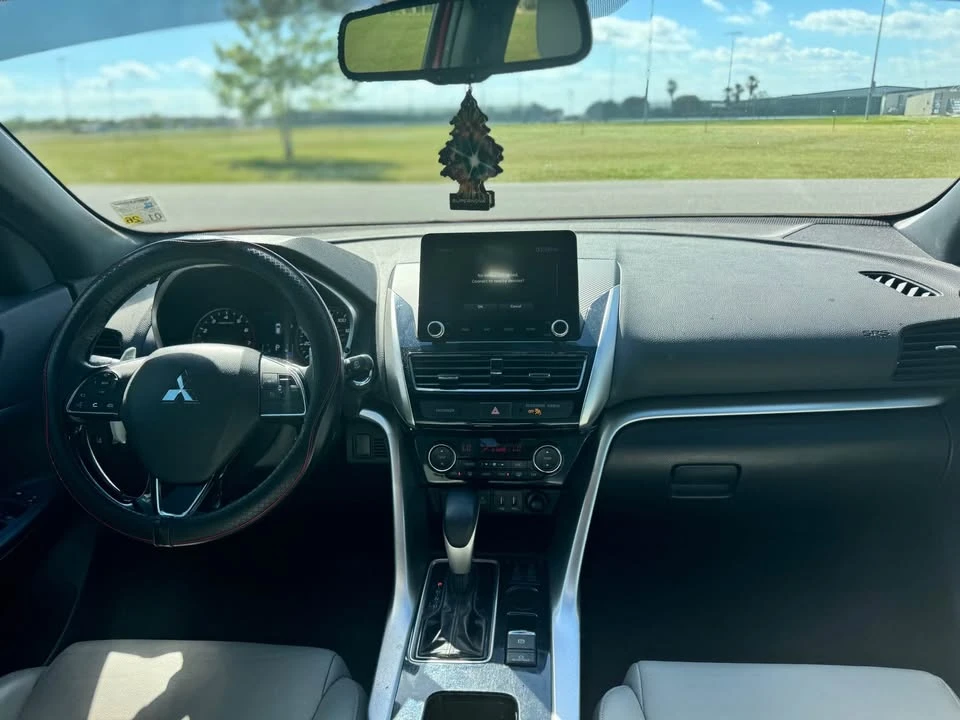 2022 Mitsubishi Eclipse Cross - Image 7 of 12