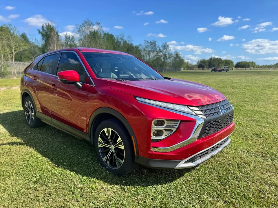 2022 Mitsubishi Eclipse Cross - Image 3 of 12