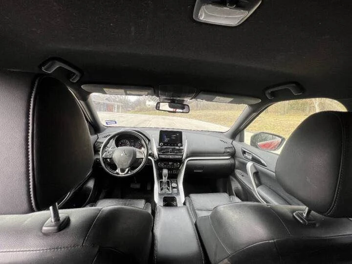 2022 Mitsubishi Eclipse Cross - Image 9 of 11