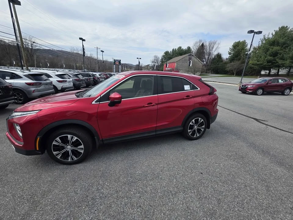 2022 Mitsubishi Eclipse Cross - Image 3 of 6