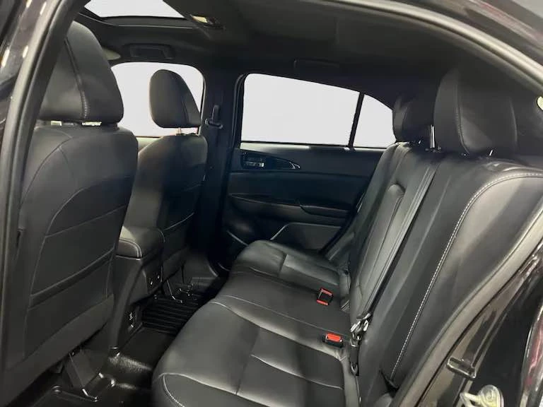 2022 Mitsubishi Eclipse Cross - Image 11 of 20