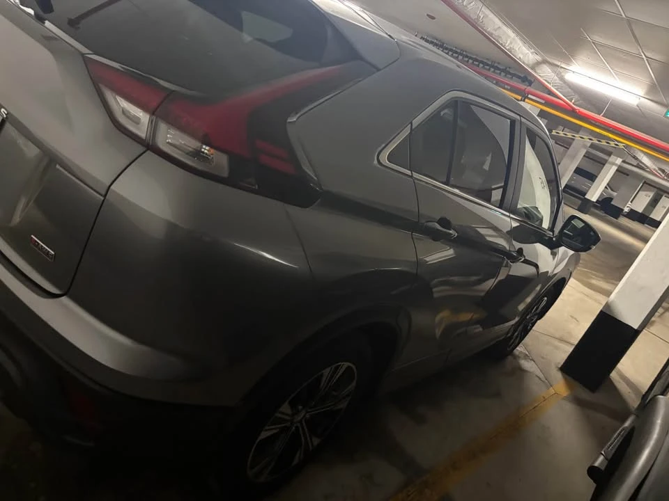 2022 Mitsubishi Eclipse Cross - Image 5 of 10