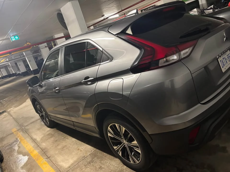 2022 Mitsubishi Eclipse Cross - Image 3 of 10