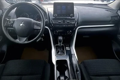 2022 Mitsubishi Eclipse Cross - Image 10 of 20