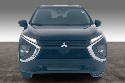2022 Mitsubishi Eclipse Cross - Image 2 of 20