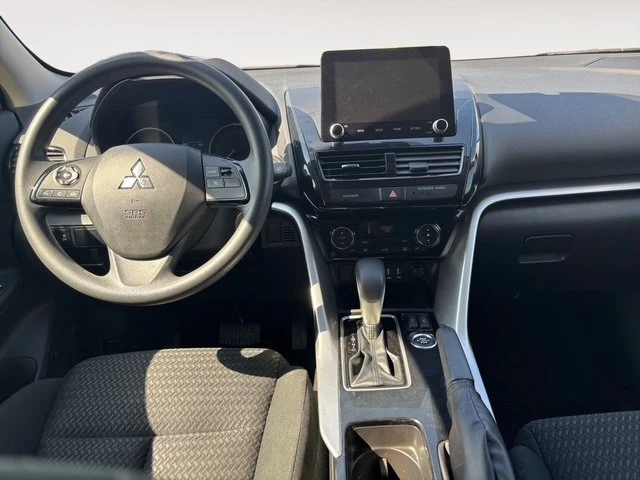 2022 Mitsubishi Eclipse Cross - Image 11 of 17