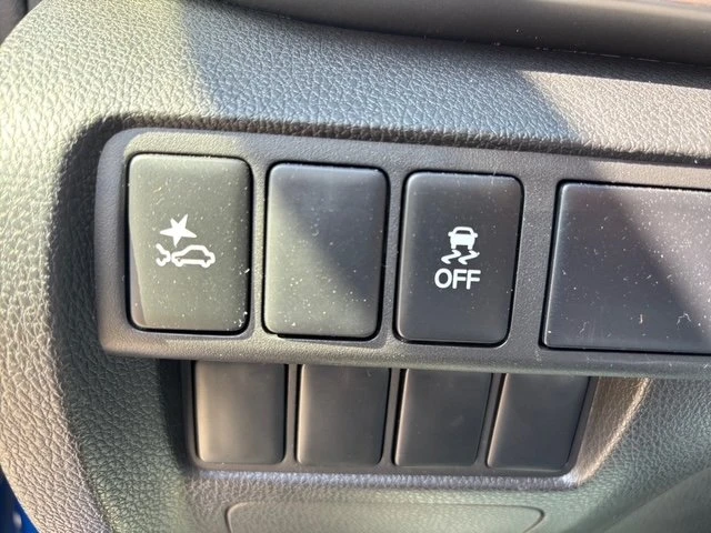 2022 Mitsubishi Eclipse Cross - Image 17 of 17