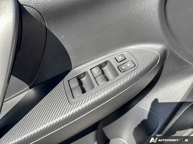 2022 Mitsubishi Eclipse Cross - Image 18 of 19