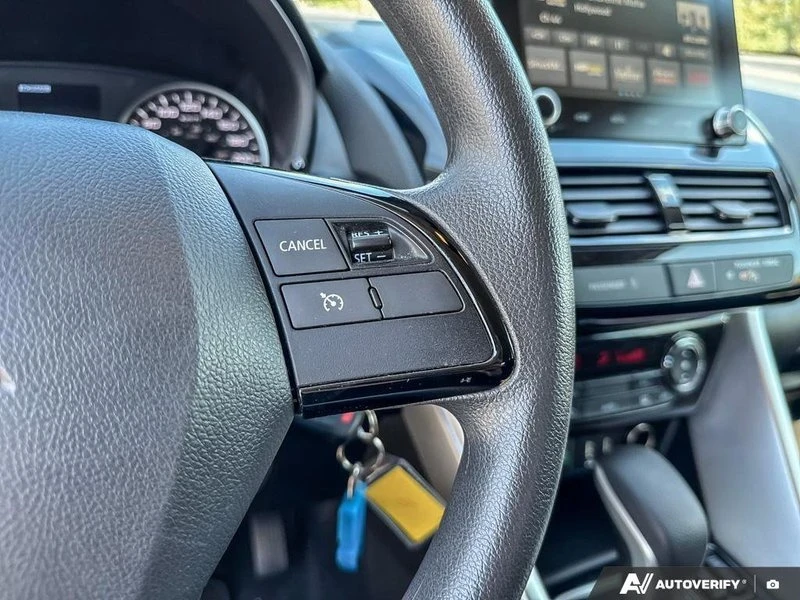 2022 Mitsubishi Eclipse Cross - Image 17 of 19